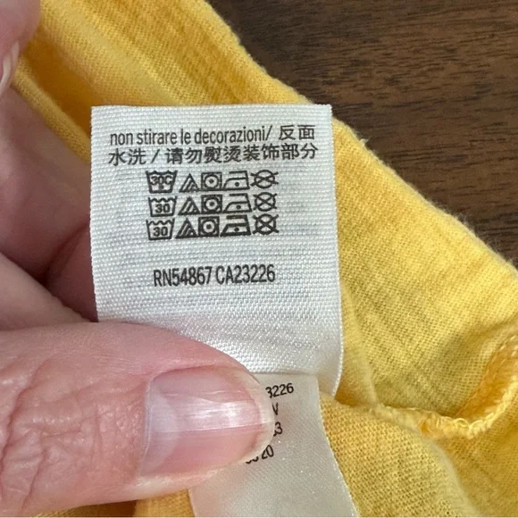 Victoria’s Secret PINK Yellow Daisy Print Tee Shirt Women’s Large Summer Casual - Picture 8 of 9